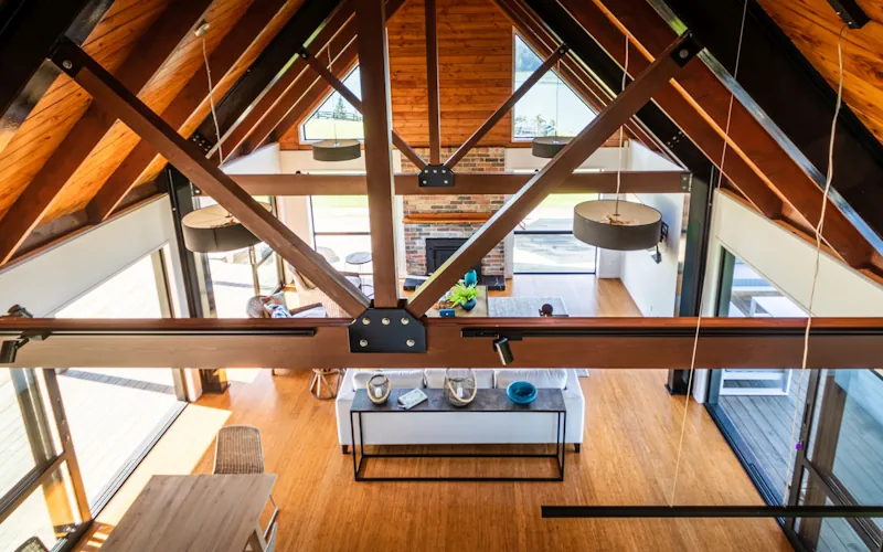 Top-House-Lodge-Living-Area-04